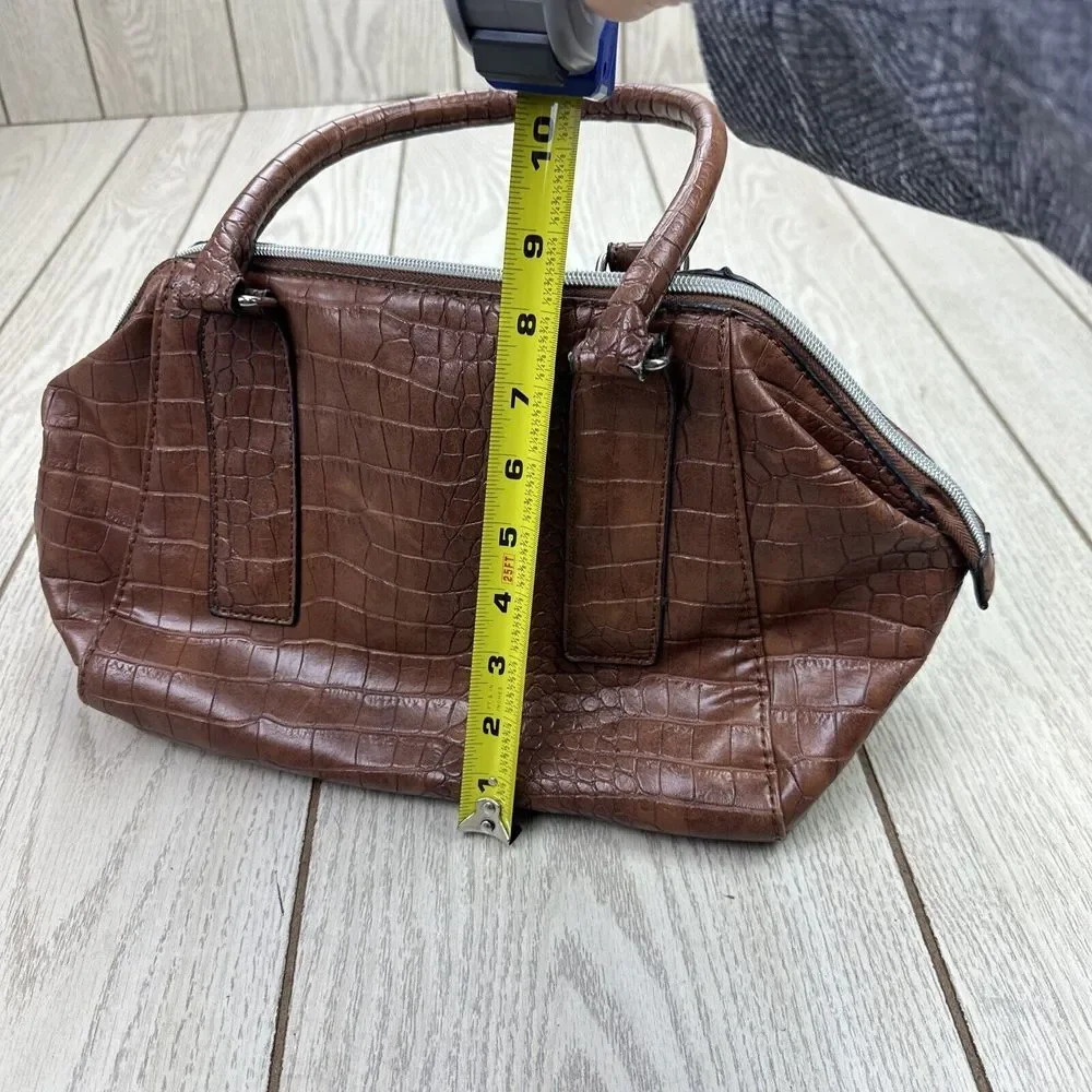 Kenneth Cole Reaction‎ Crocodile Dome Satchel Purse Bag Brown
